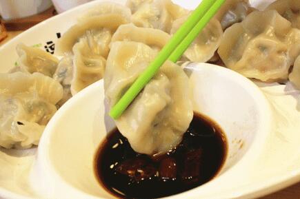 冬至吃饺子还是吃汤圆?为了公司发福利,同事们吵翻了!